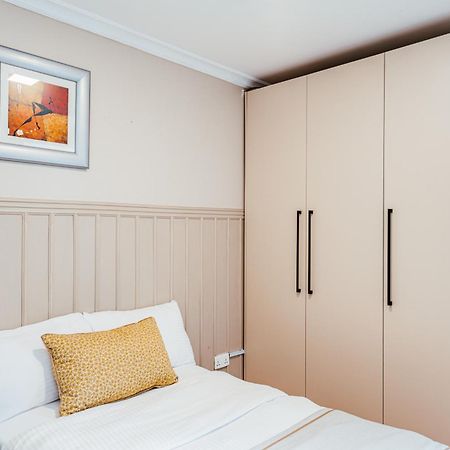 Cozy Stead Hotel Nairobi Bagian luar foto