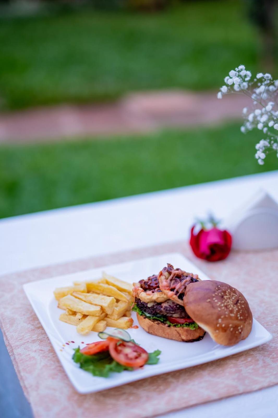 Cozy Stead Hotel Nairobi Bagian luar foto